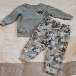 Kids Headquarters Green Dino Sweatshirt and Camouflage Joggers